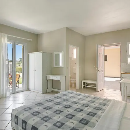 Nautilos 호텔 Soullároi